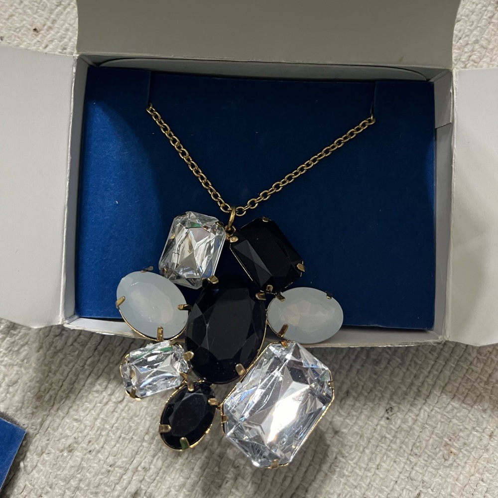Avon Stone Necklace